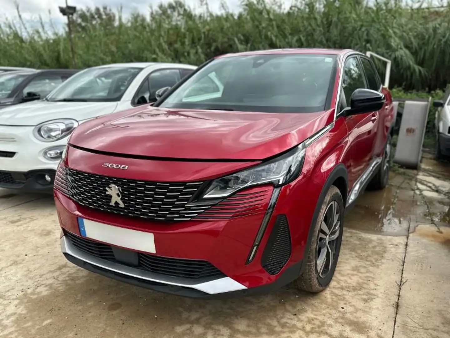 Peugeot 3008 PureTech Turbo 130 S&S Allure Pack Rouge - 1