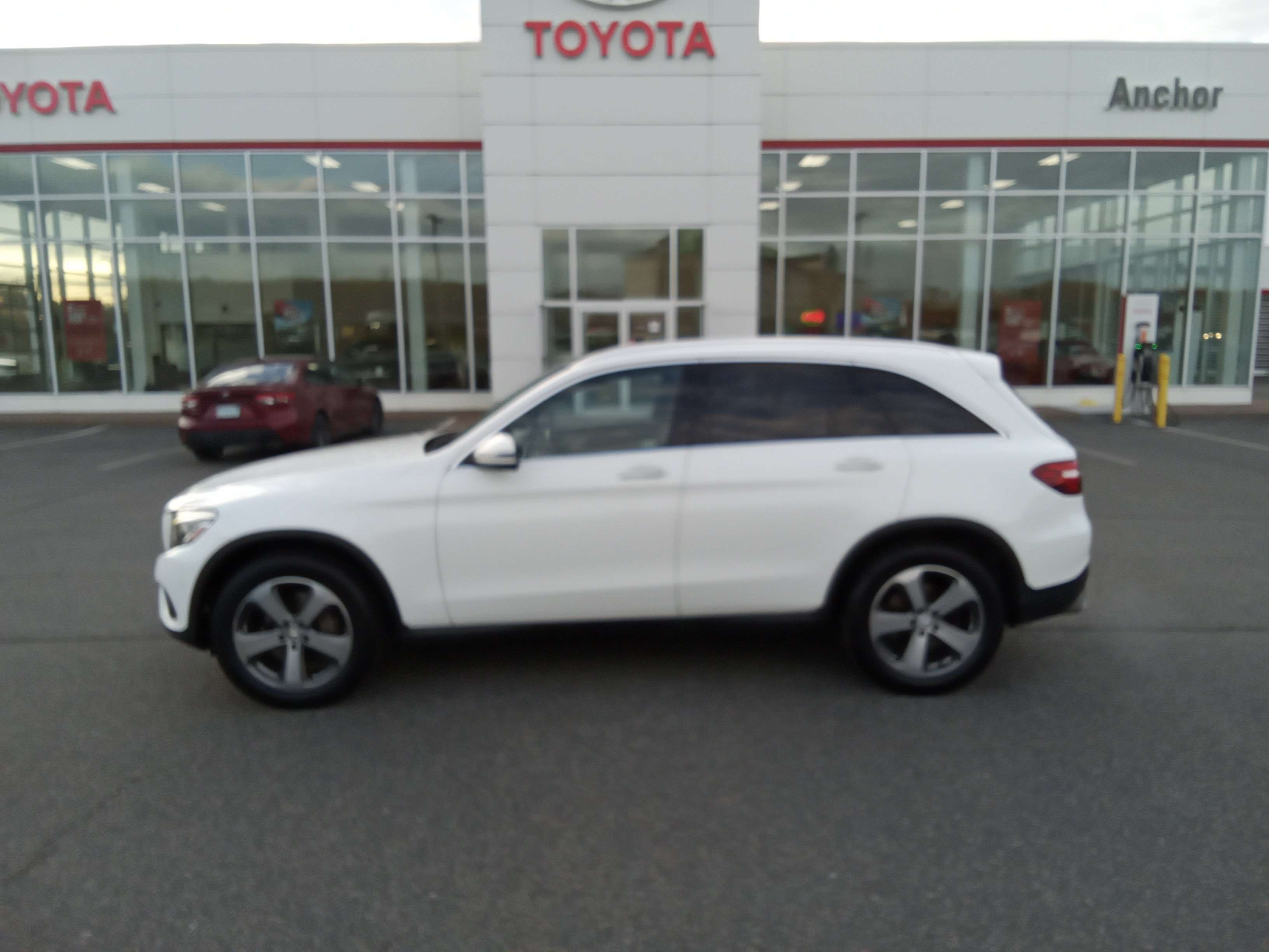 2017 Mercedes-Benz GLC