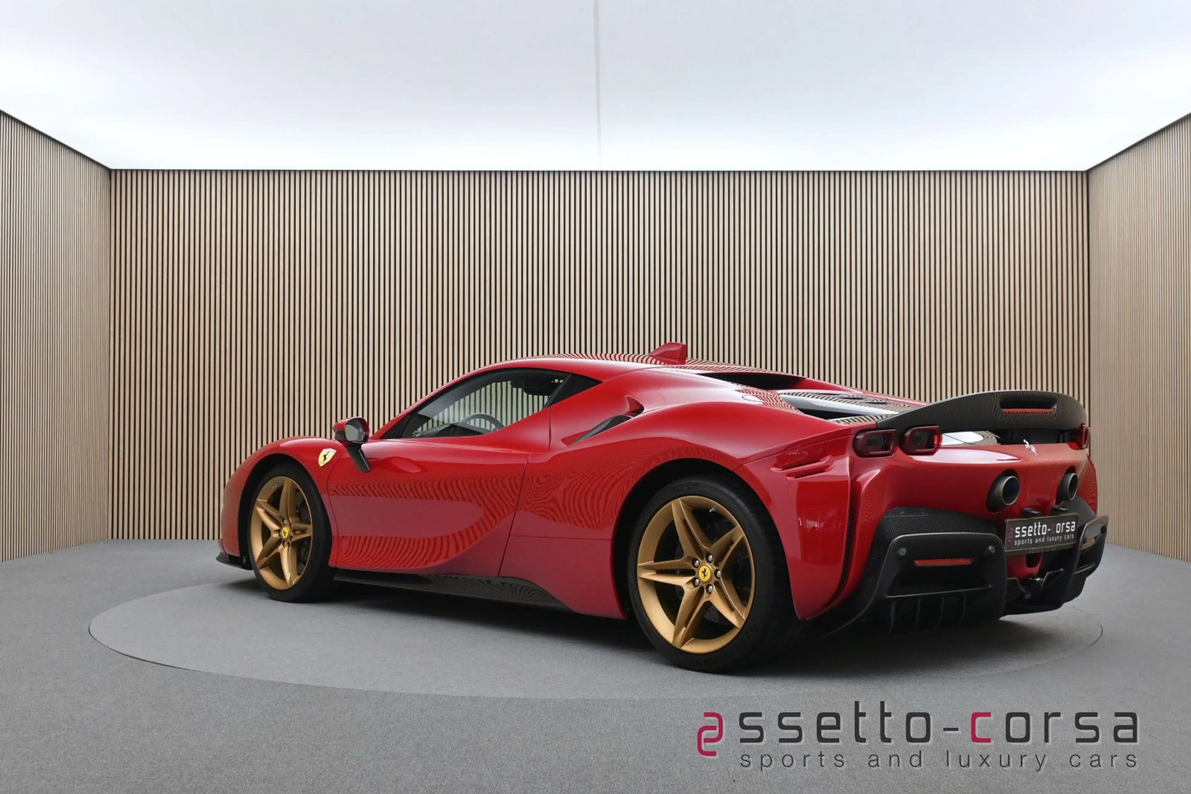 Ferrari SF90 Stradale Assetto Fiorano*Carbon*1. Hand — photo 2