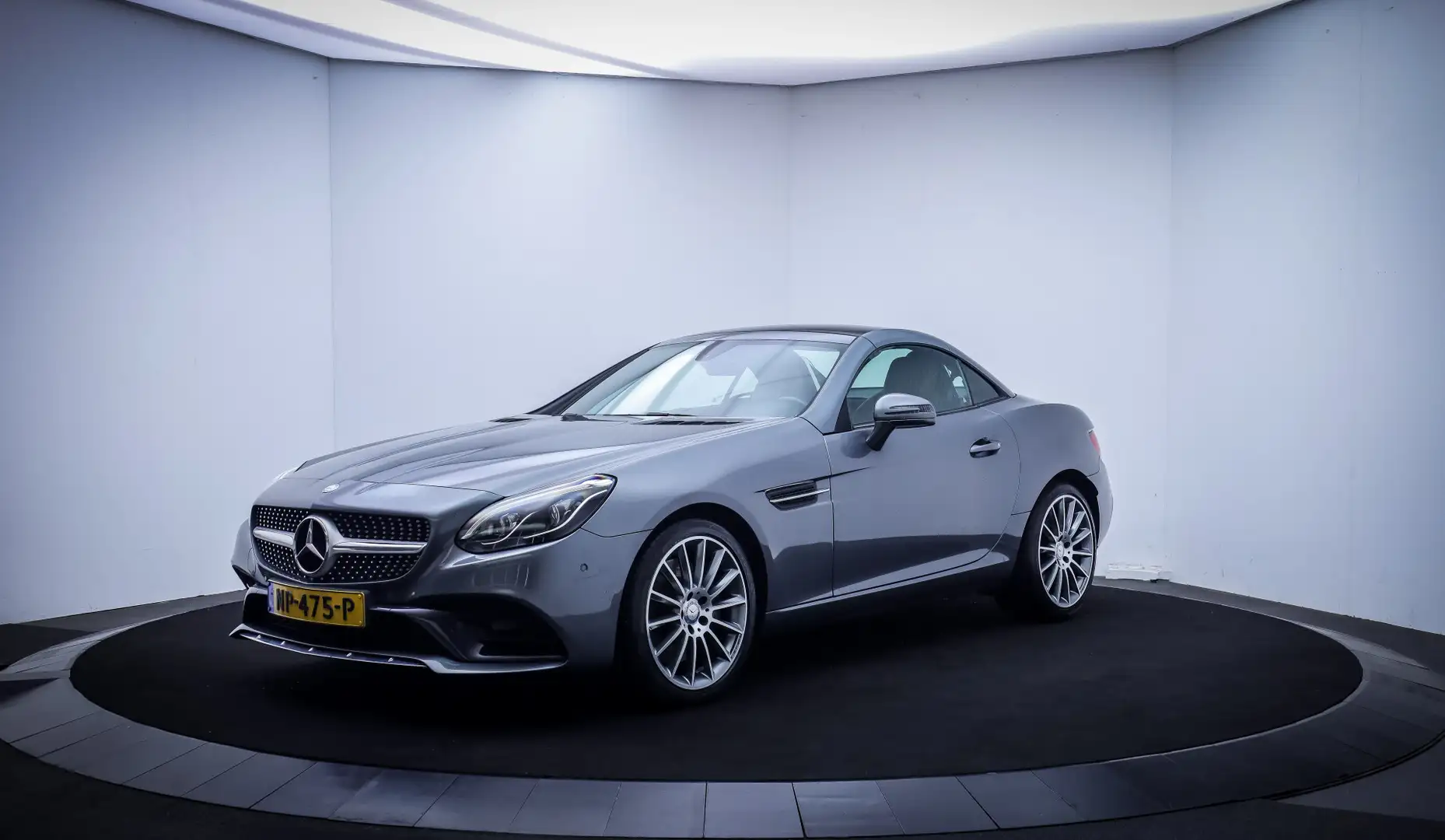 Mercedes-Benz SLC 180 180T 9G-Tr. AMG-Line FULL LED | AIRSCARF | PANO | Grau - 2