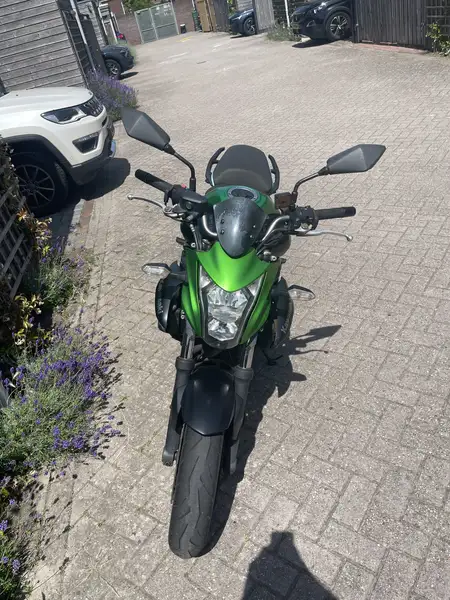 Kawasaki ER - 6 N - foto 6
