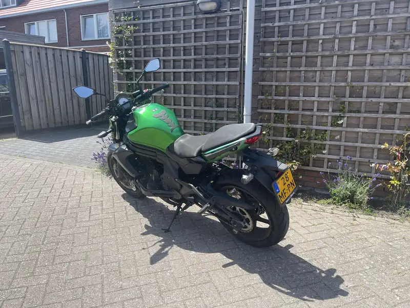 Kawasaki ER - 6 N - foto 7