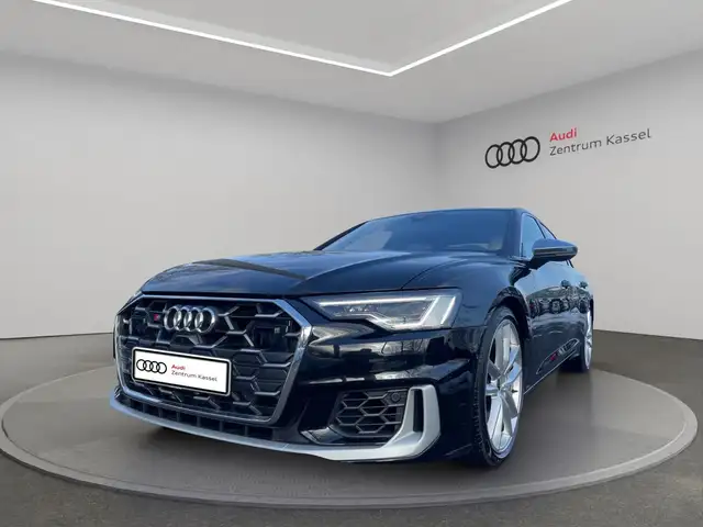 Audi S6 view 3