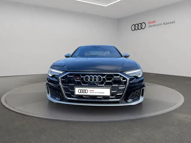 Audi S6 view 10