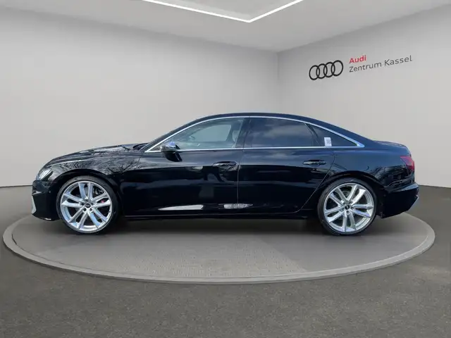Audi S6 view 4