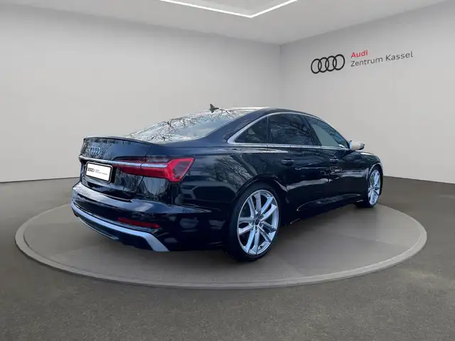 Audi S6 view 7