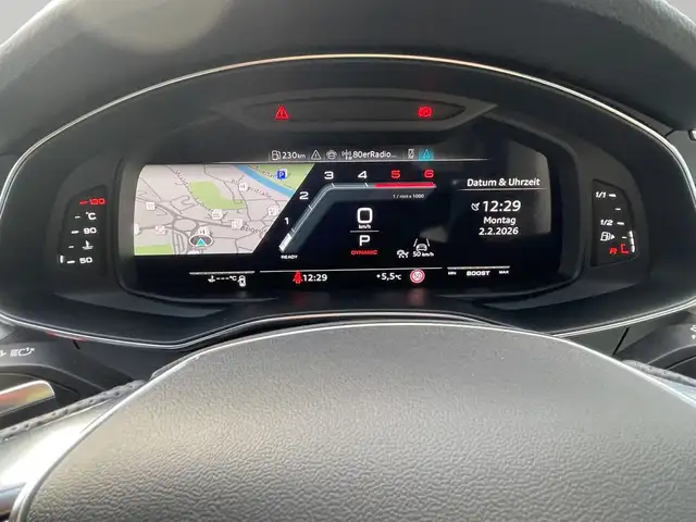 Audi S6 view 13