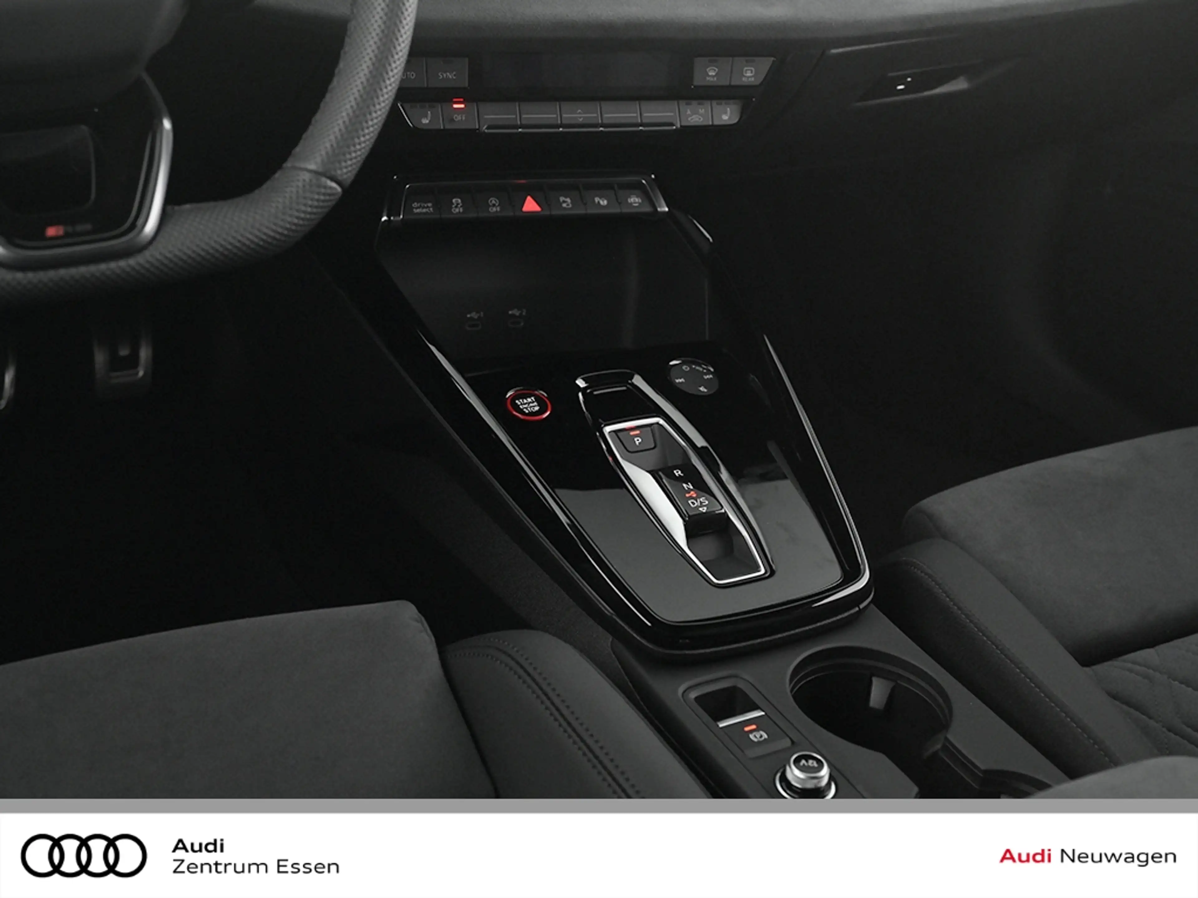 Audi RS3 LIMOUSINE MATRIX LED NAVI KLIMA — photo 14