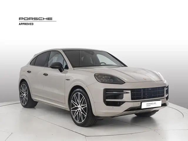 Porsche Cayenne view 7