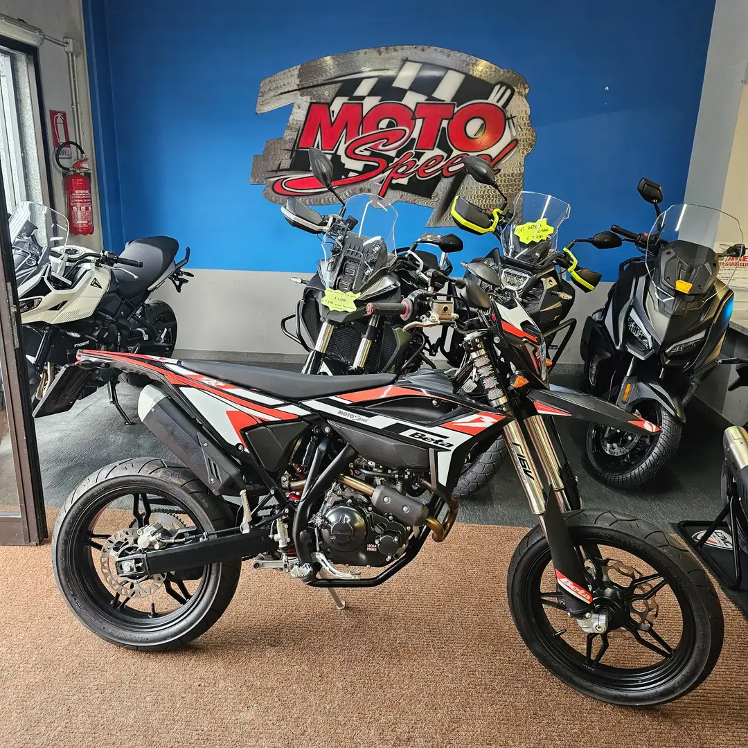 Beta MOTARD 125 RR - 1