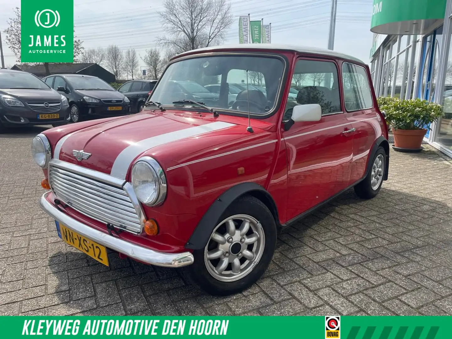 MINI Cooper Mini 1.3 NL auto, Lage km stand, nieuwe APK Rood - 1