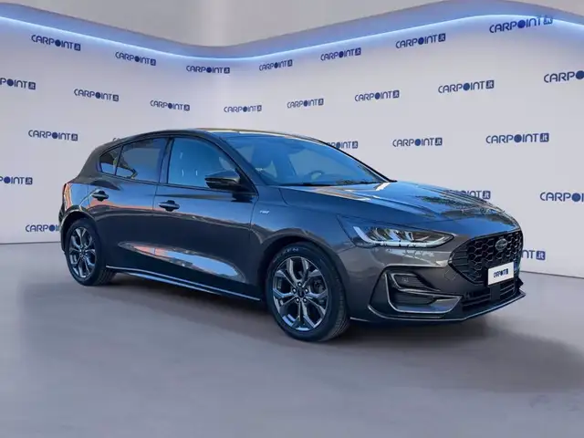 Ford Focus view 7
