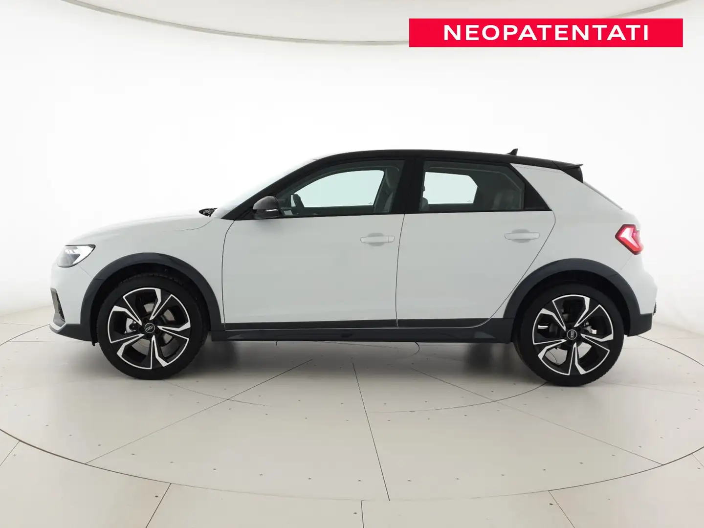 Audi A1 Allstreet 30TFSI 116CV S tronic Identity Contrast Bianco - 2