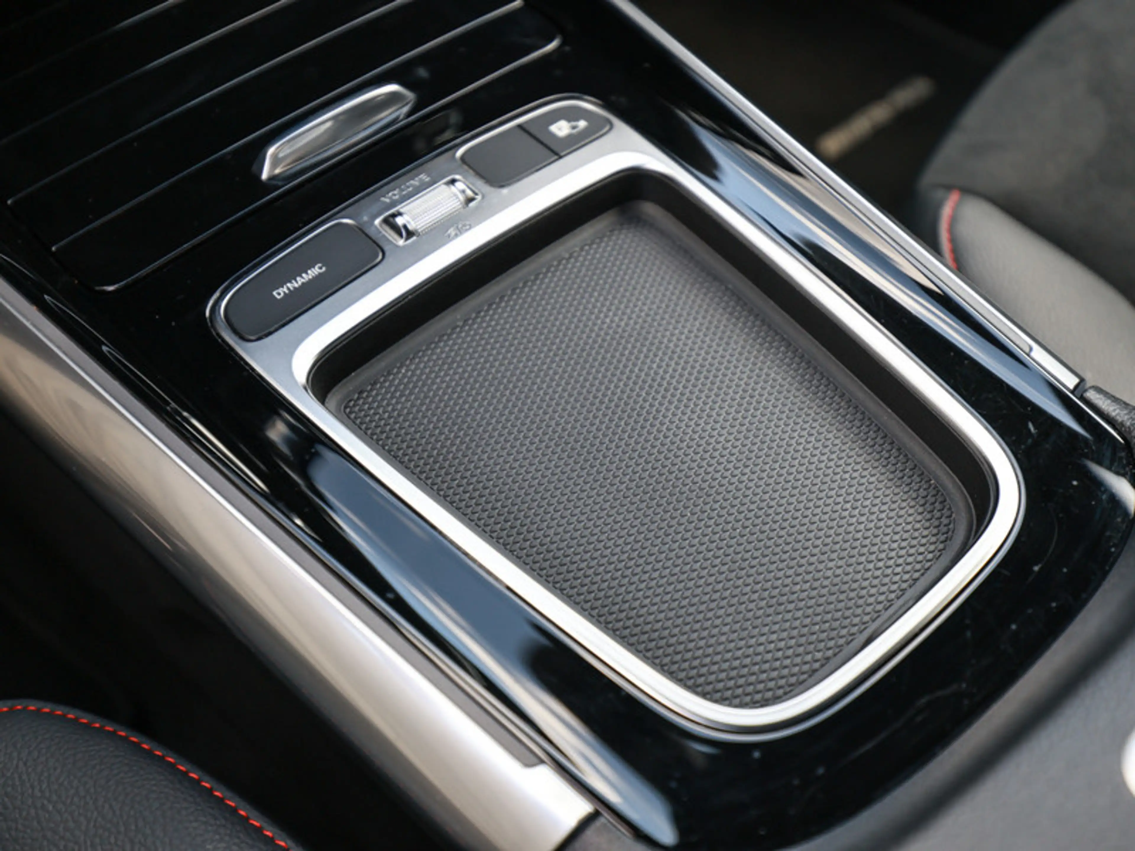 Mercedes-Benz EQA 300 4M AMG-Sport/LED/Cam/Burm/Totw/Night/20 — photo 15