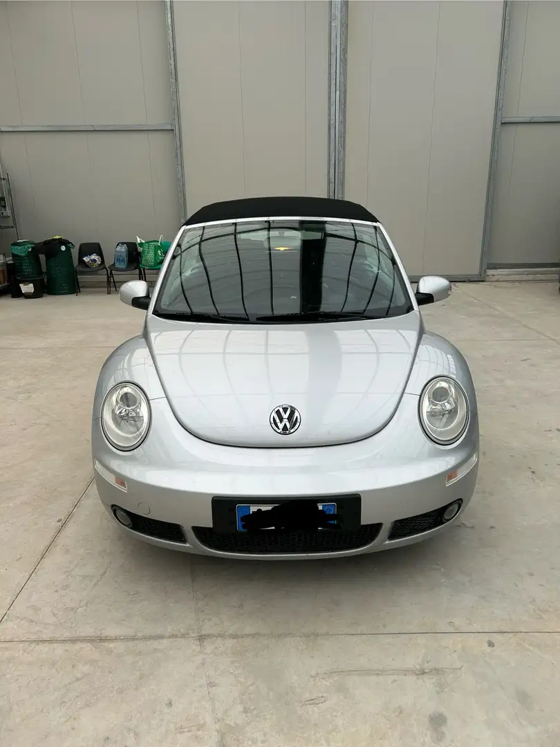 Volkswagen New Beetle Cabrio 1.9 tdi 105cv Argento - 1