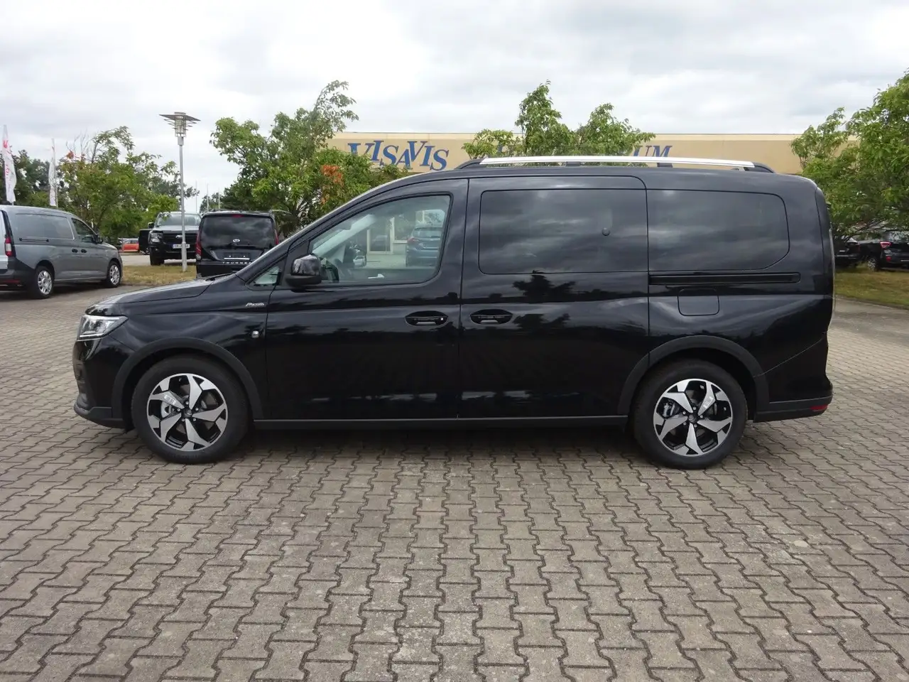 Ford Grand Tourneo 2026