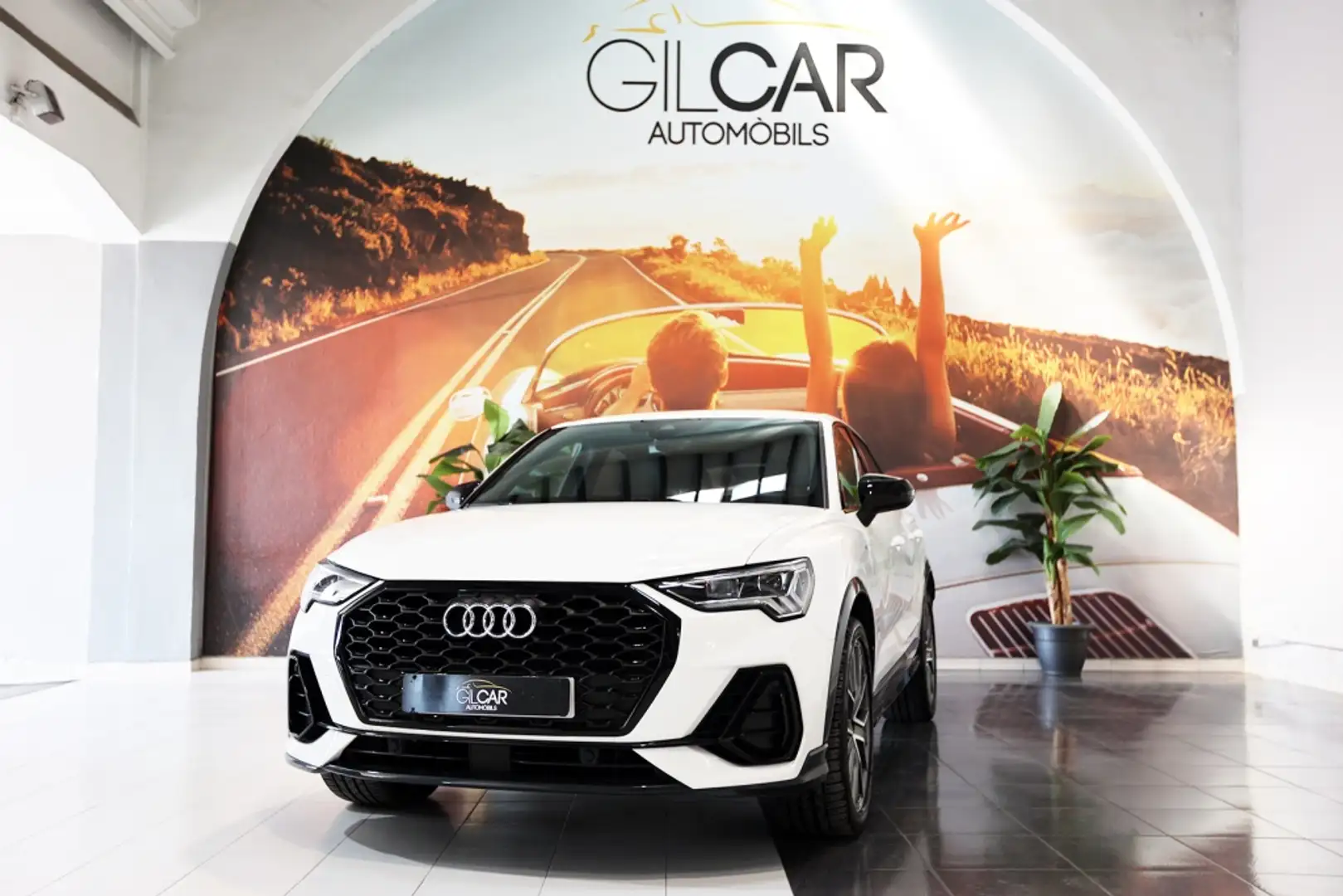Audi Q3 Sportback 35 TDI Black line S tronic Blanc - 1