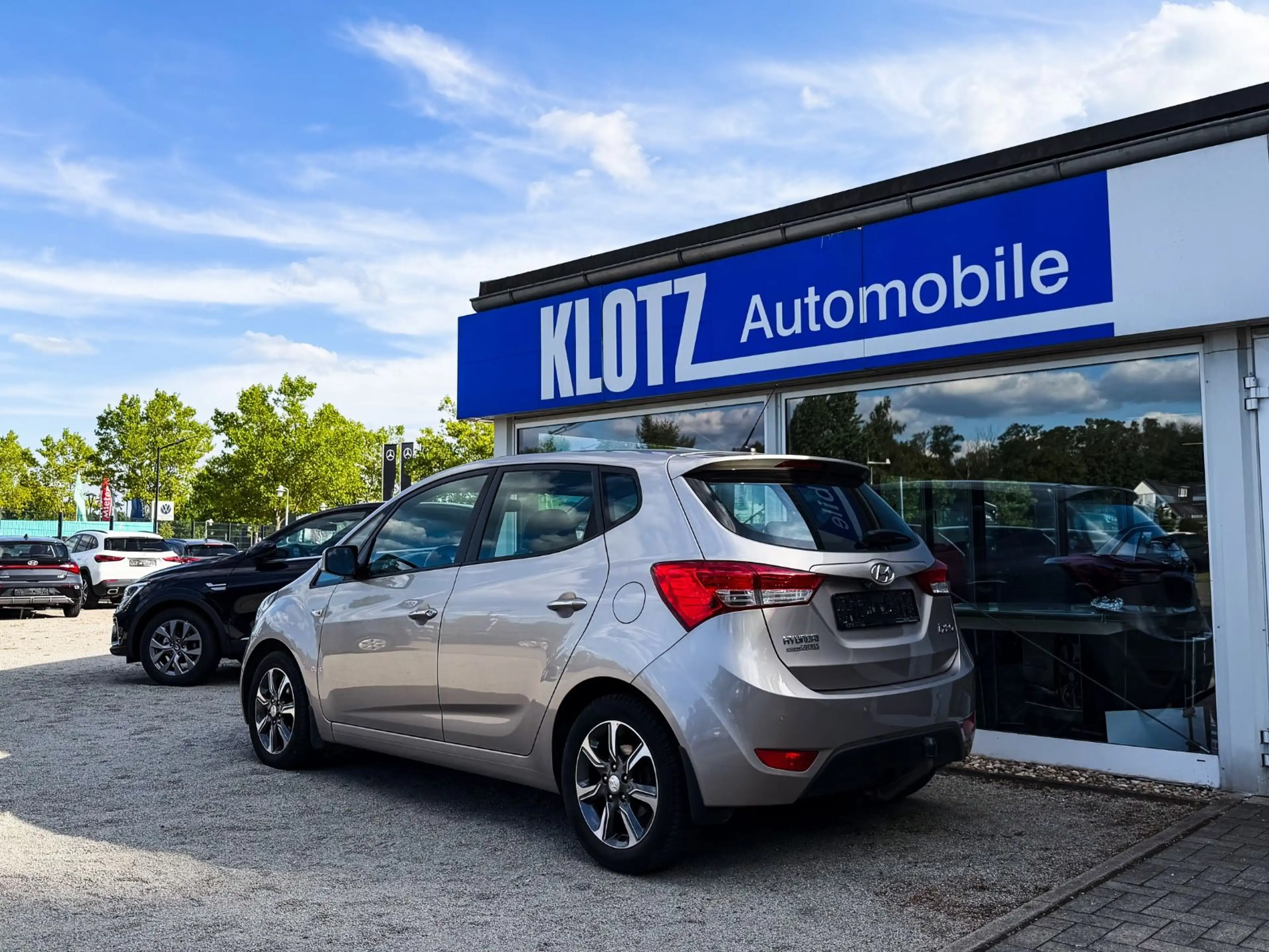 Hyundai iX20 1.6 Space Plus-Paket Automatik — photo 3