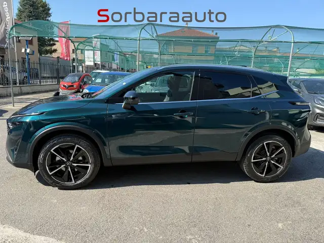 Nissan Qashqai view 2