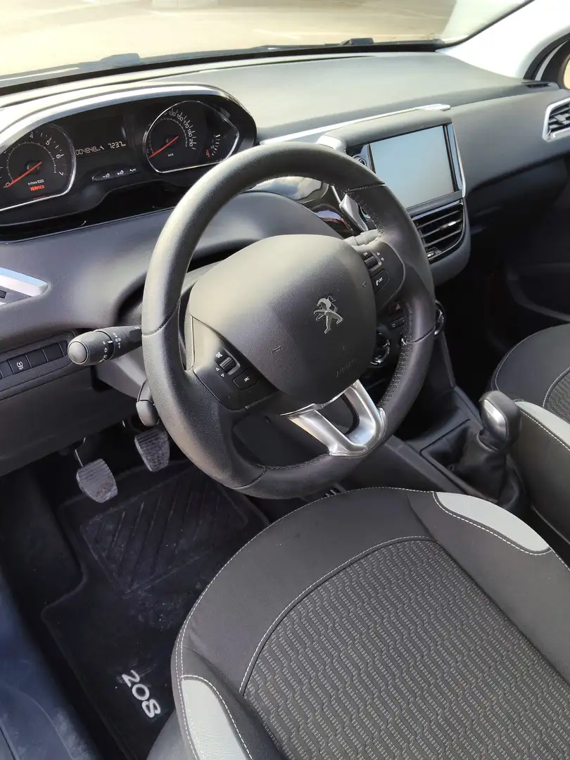 Peugeot 208 1.6 VTi Allure - 2