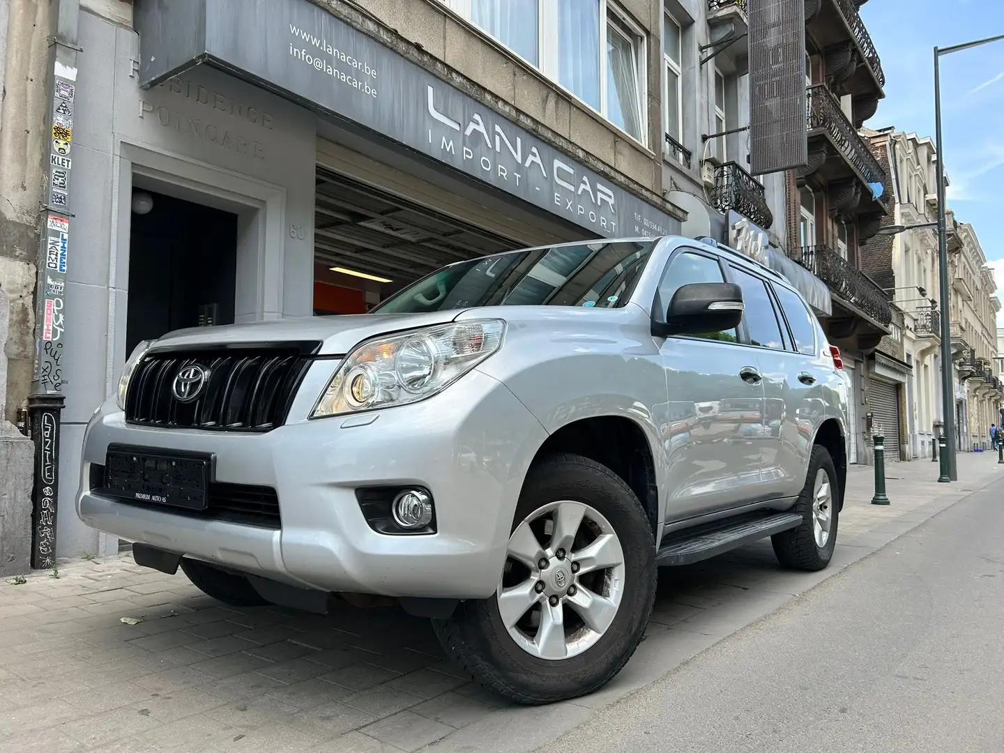 Toyota Land Cruiser Landcruiser 3.0 D-4D Premium A/T Gris - 1
