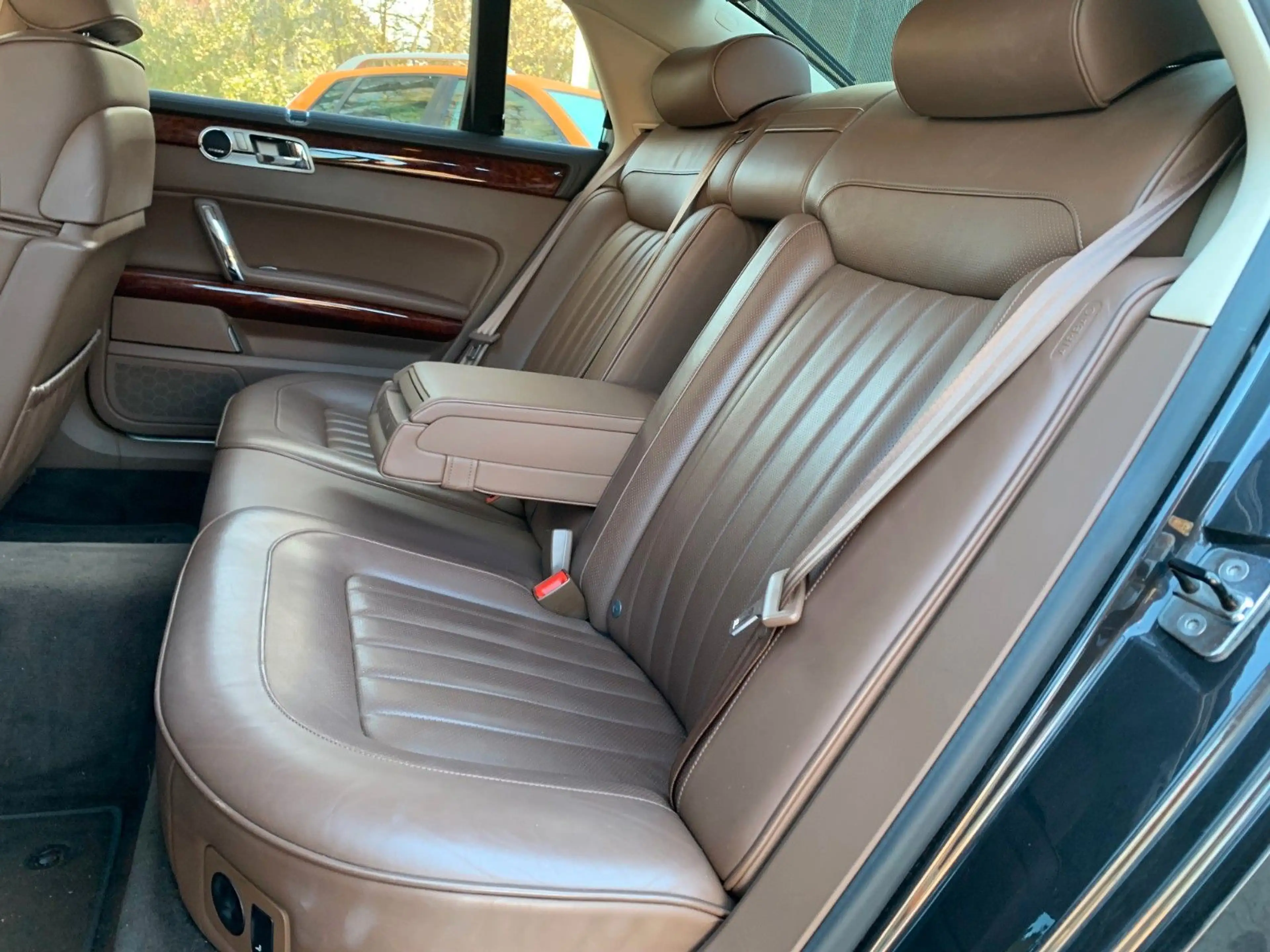 Volkswagen Phaeton 4.2 V8 4M VOLLLEDER Standh Premium 2.Hd — photo 6