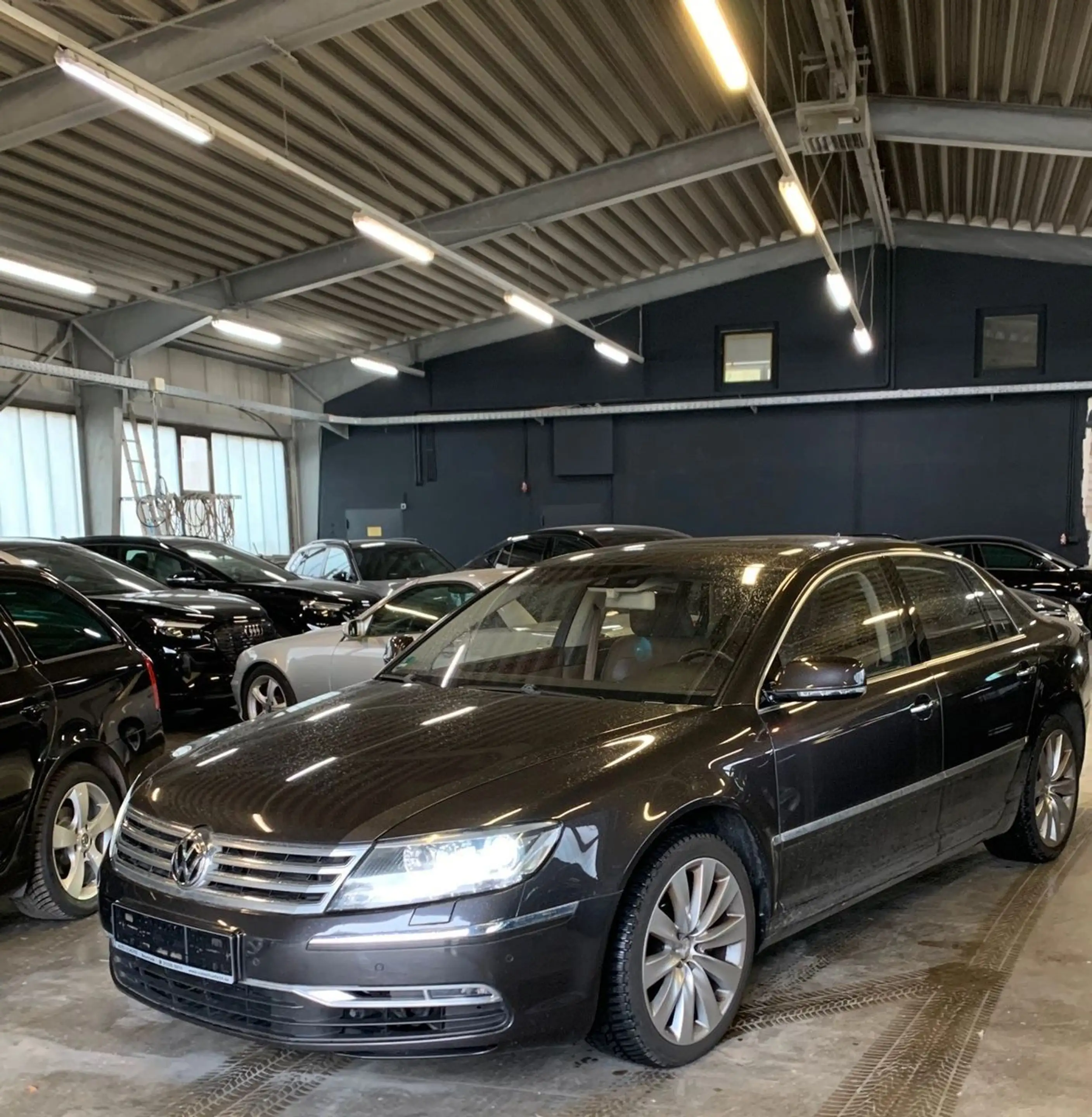 Volkswagen Phaeton 4.2 V8 4M VOLLLEDER Standh Premium 2.Hd — photo 12