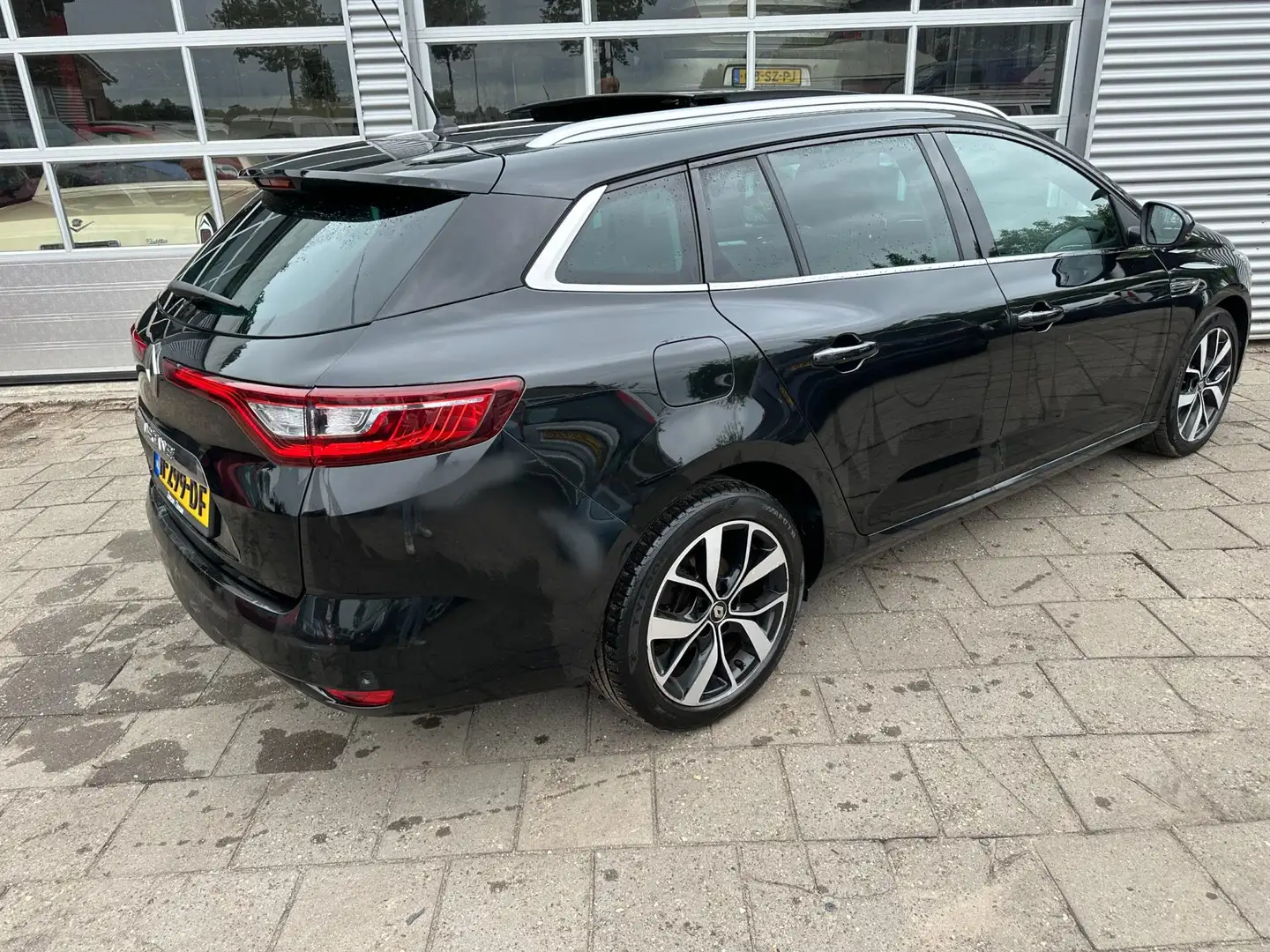 Renault Megane Estate 1.3 TCe GT-Line - Automaat - Cruise Control Negro - 2
