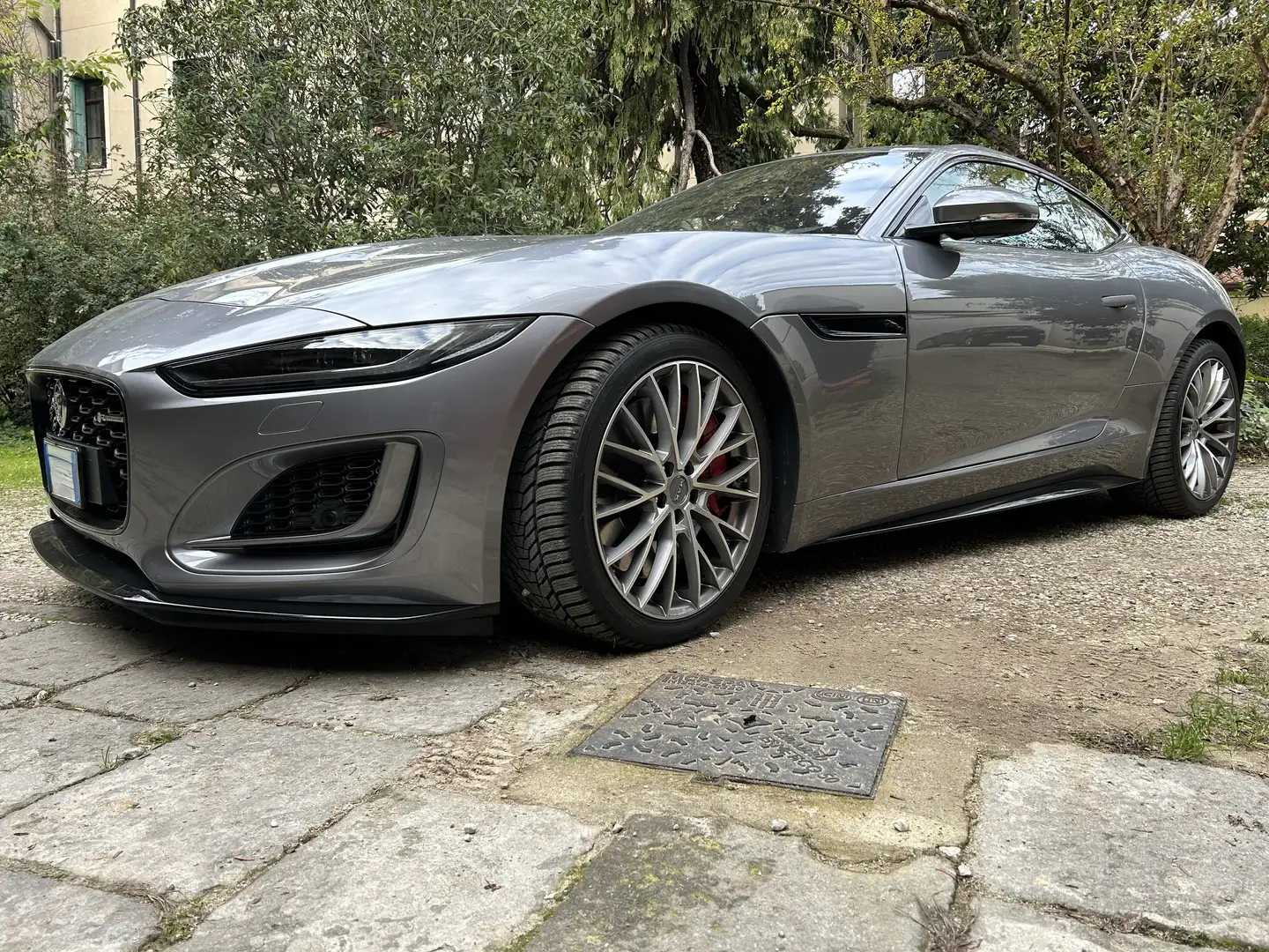 Jaguar F-Type F-Type Coupé P450 R-Dynamic awd Grigio - 2