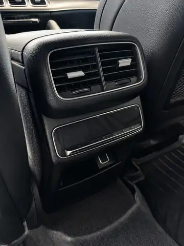 Mercedes-Benz Gle view 18
