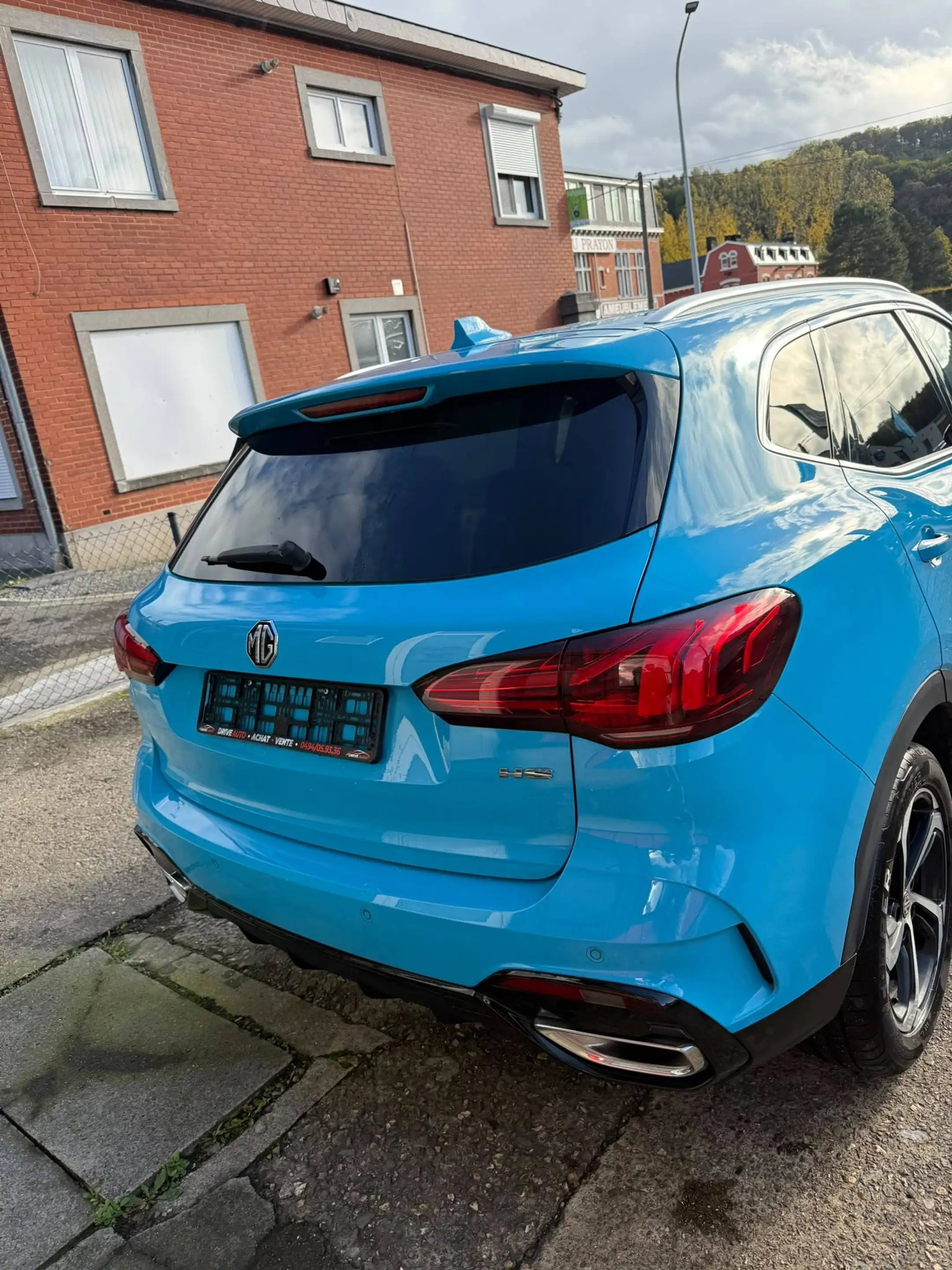 MG HS 1.5 T-GDi Luxury / Carplay / Camera 360 / Full Cuir / Toit Ouvrant / Garantie — photo 8