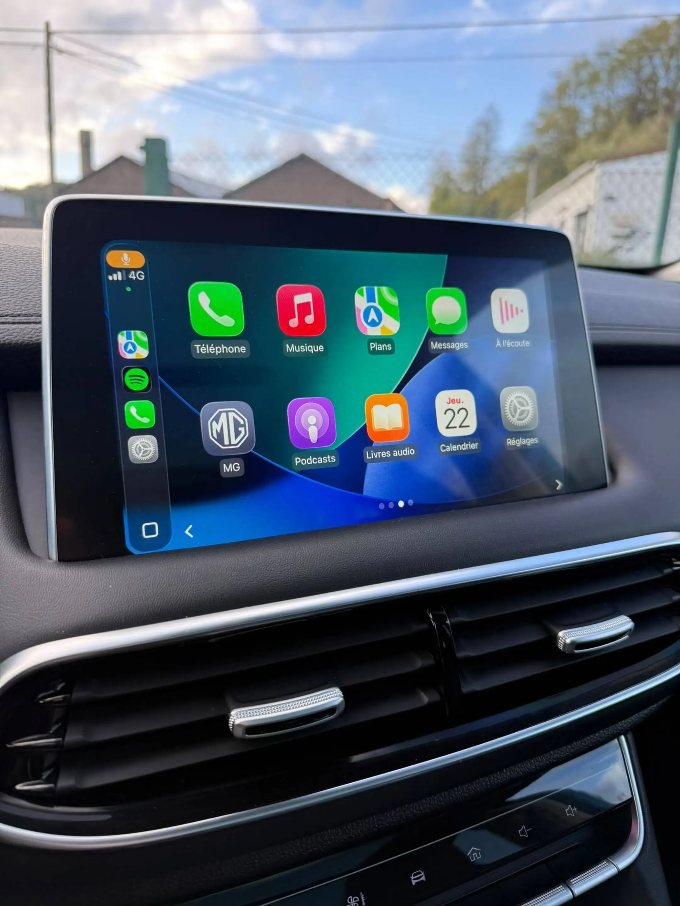 MG HS 1.5 T-GDi Luxury / Carplay / Camera 360 / Full Cuir / Toit Ouvrant / Garantie — photo 19