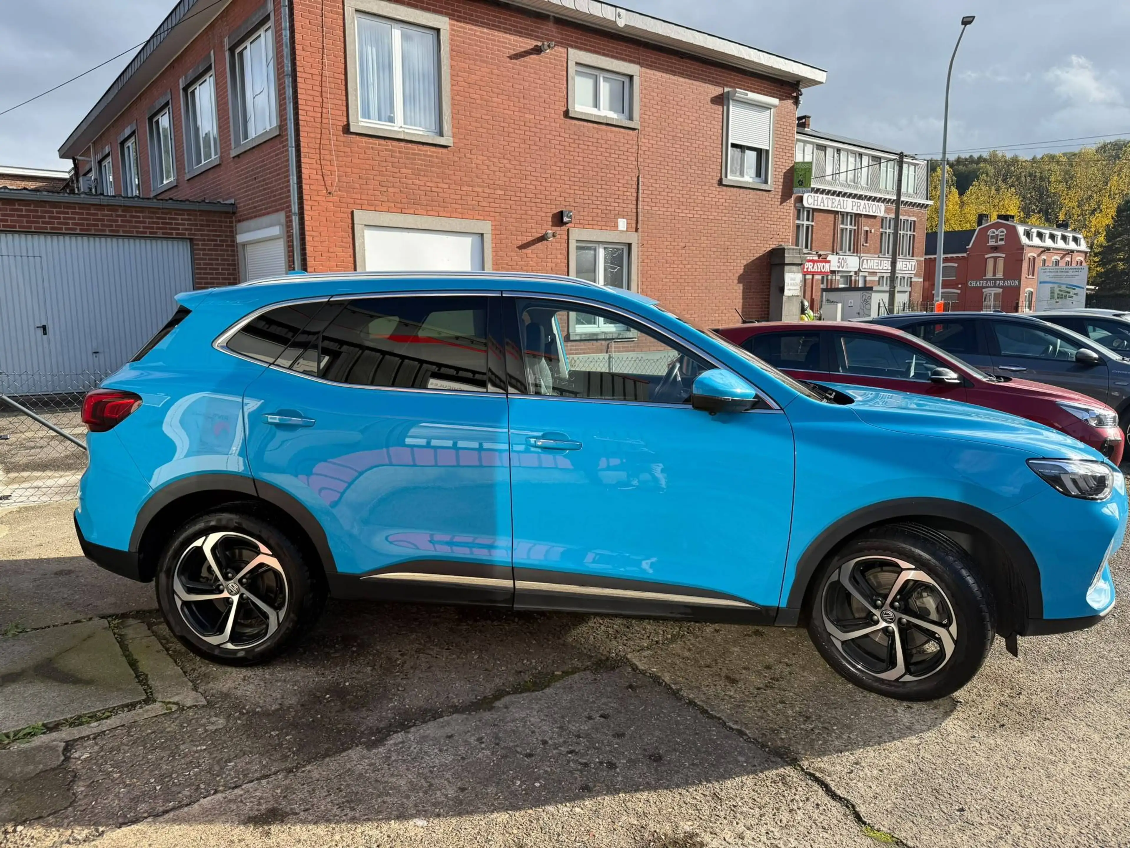 MG HS 1.5 T-GDi Luxury / Carplay / Camera 360 / Full Cuir / Toit Ouvrant / Garantie — photo 4