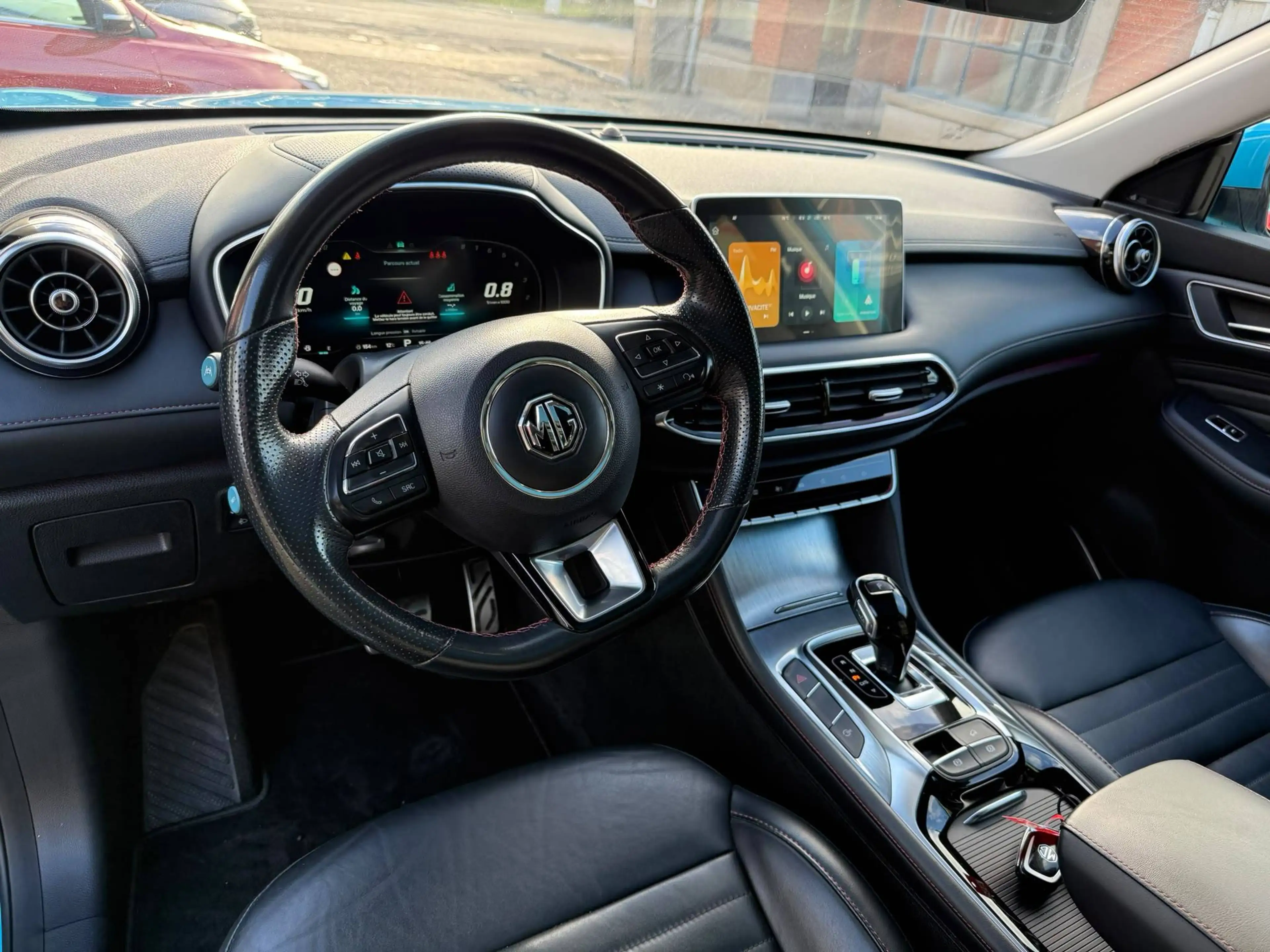 MG HS 1.5 T-GDi Luxury / Carplay / Camera 360 / Full Cuir / Toit Ouvrant / Garantie — photo 12