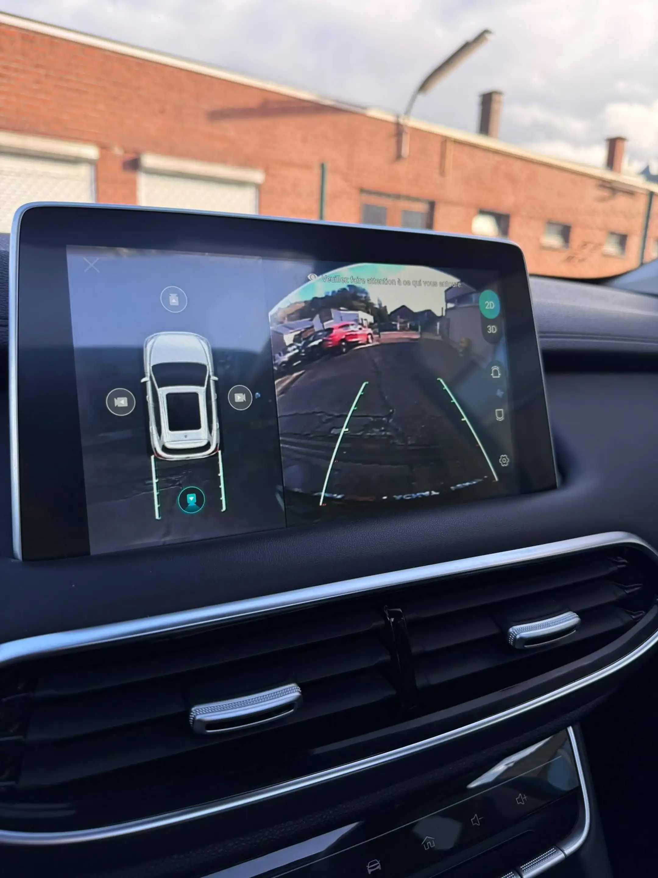 MG HS 1.5 T-GDi Luxury / Carplay / Camera 360 / Full Cuir / Toit Ouvrant / Garantie — photo 21