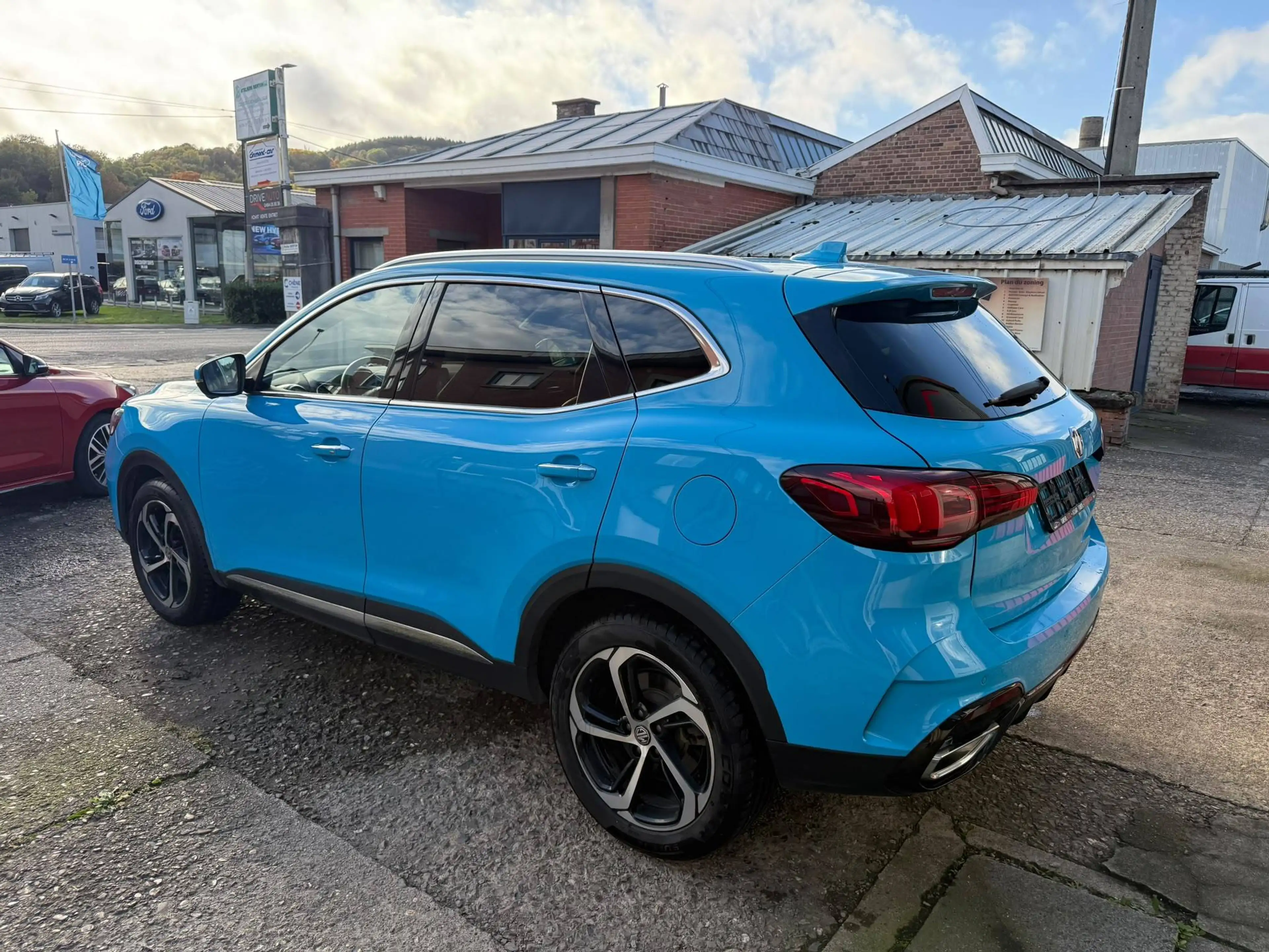 MG HS 1.5 T-GDi Luxury / Carplay / Camera 360 / Full Cuir / Toit Ouvrant / Garantie — photo 9