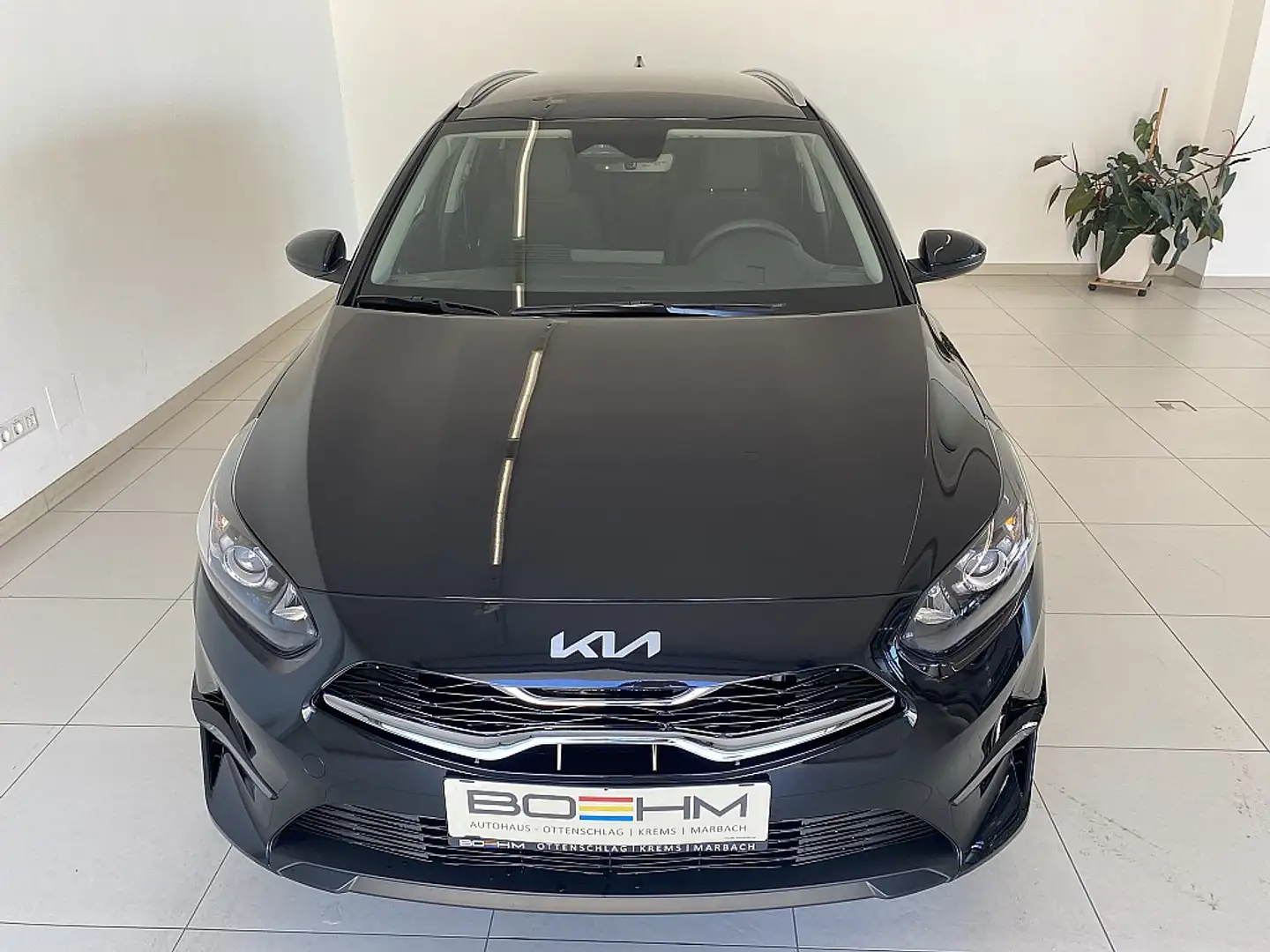 Kia Ceed SW / cee'd SW ceed SW  140PS.TurboBenziner  Silber-Ausstattung Fekete - 2