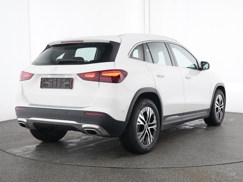 Mercedes-Benz GLA 220 GLA 220 4M PROGRESSIVE*PANO*KAMERA*DISTR*SHZ*LHZ — photo 2