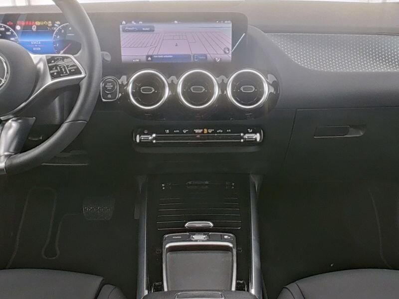 Mercedes-Benz GLA 220 GLA 220 4M PROGRESSIVE*PANO*KAMERA*DISTR*SHZ*LHZ — photo 7