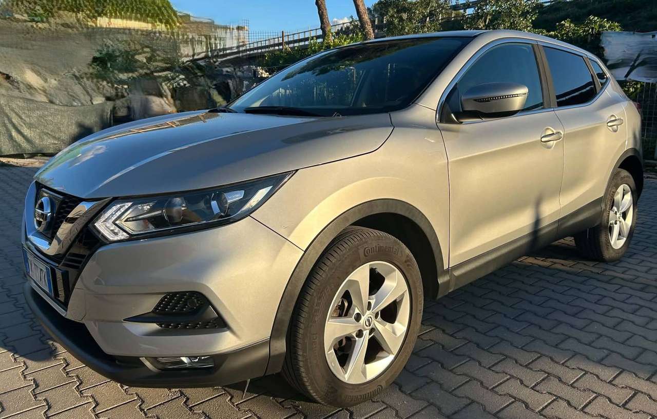 Nissan Qashqai 1.6 dci Business 2wd 130cv xtronic uniproprietario (tagliando e garanzia 12 mesi) nessun vincolo di finanziamento