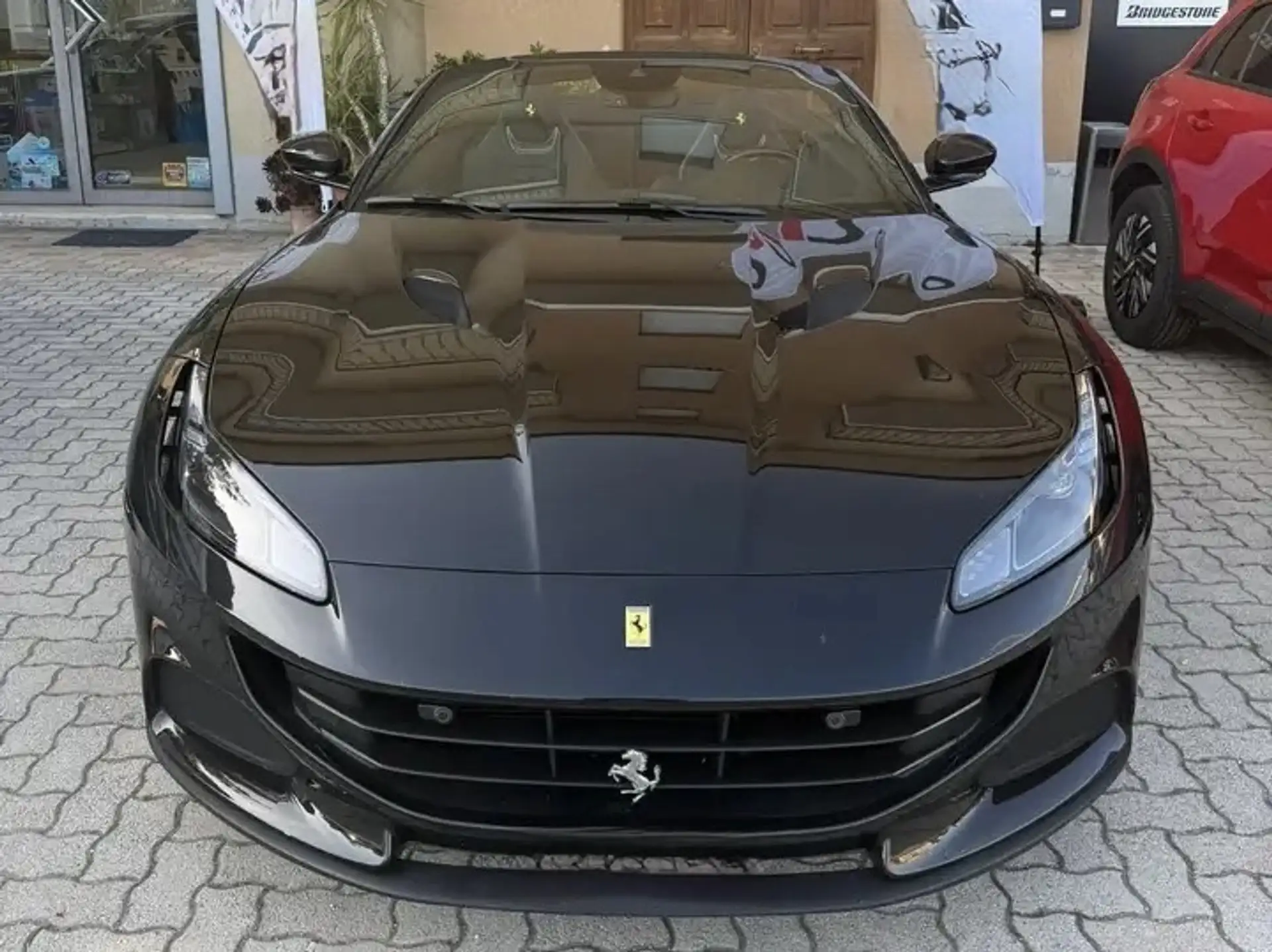 Ferrari Portofino 2023 검정 사진 1