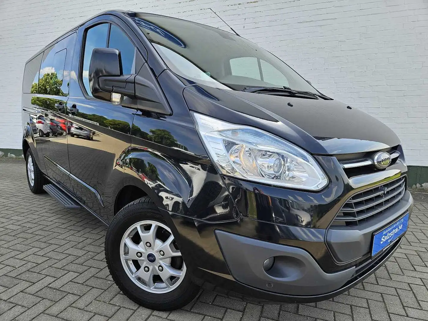 Ford Tourneo Custom Titanium L2*PDC*WiPa*2.Hand* Schwarz - 2