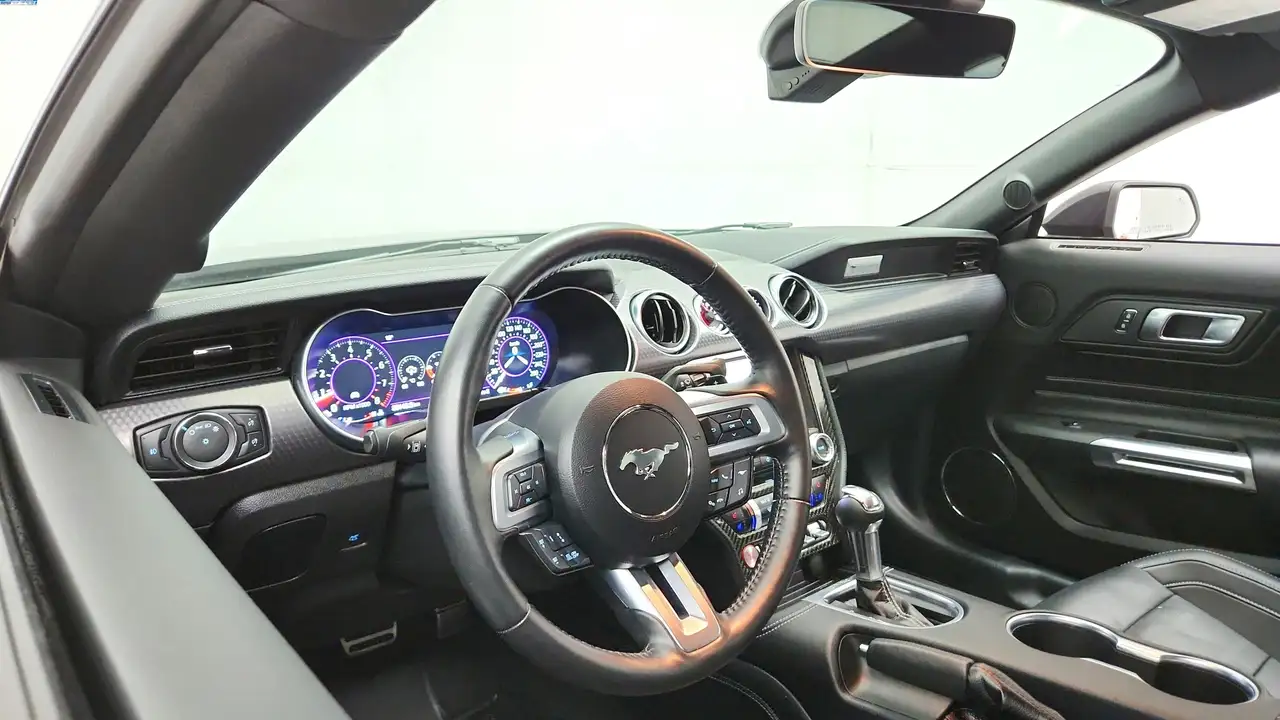 Ford Mustang снимка Ford Mustang