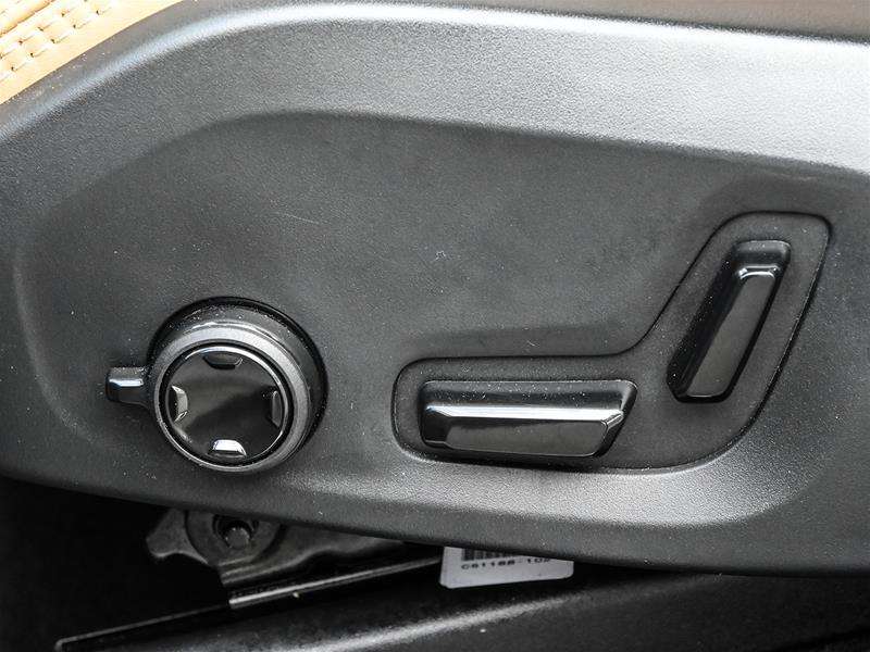 2025 Volvo XC90 T8 Ultra | Apple CarPlay | harman/kardon Speakers thumb 39