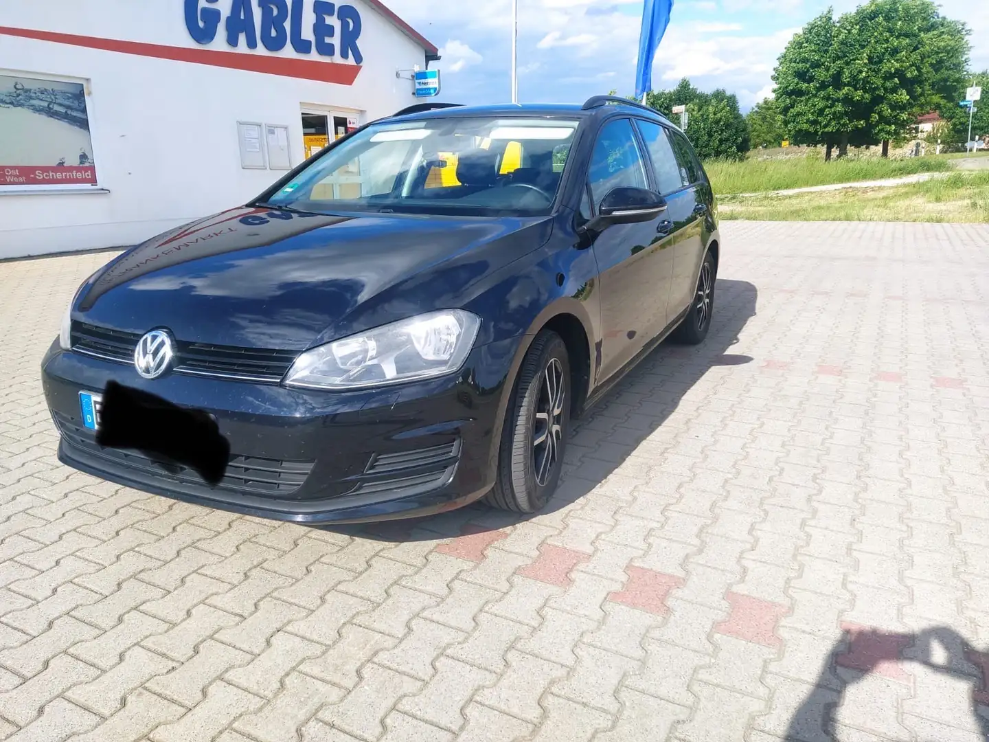 Volkswagen Golf Variant Trendline BMT Schwarz - 2
