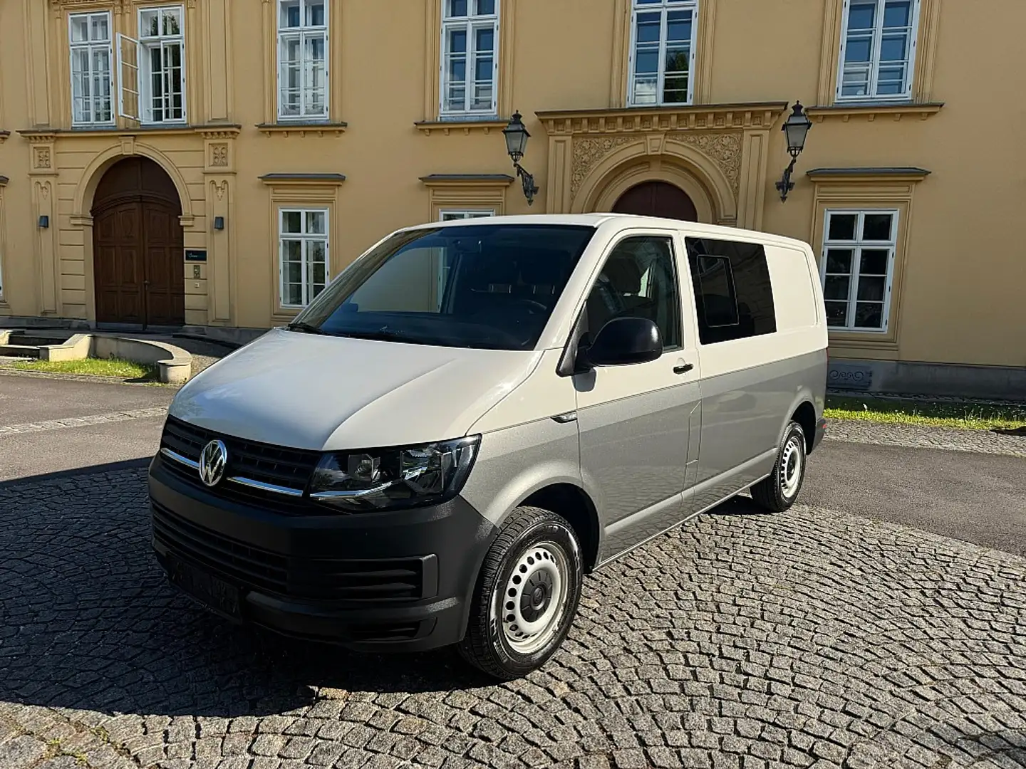 Volkswagen T6 Transporter T6 Kastenwagen KR 2,0 TDI BMT Klima Komfortsitz... Weiß - 2