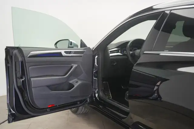 Volkswagen Arteon view 10