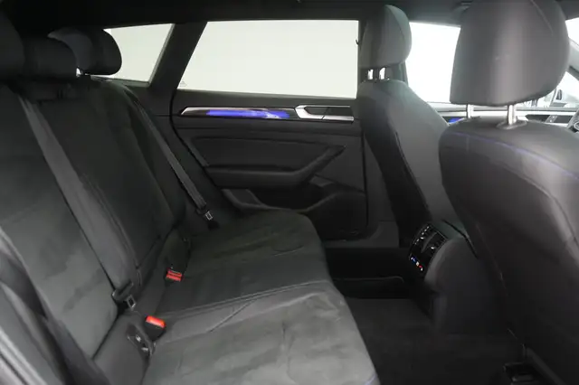 Volkswagen Arteon view 8