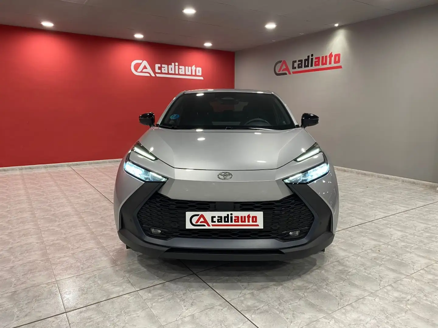 Toyota C-HR 140H Advance Gris - 2