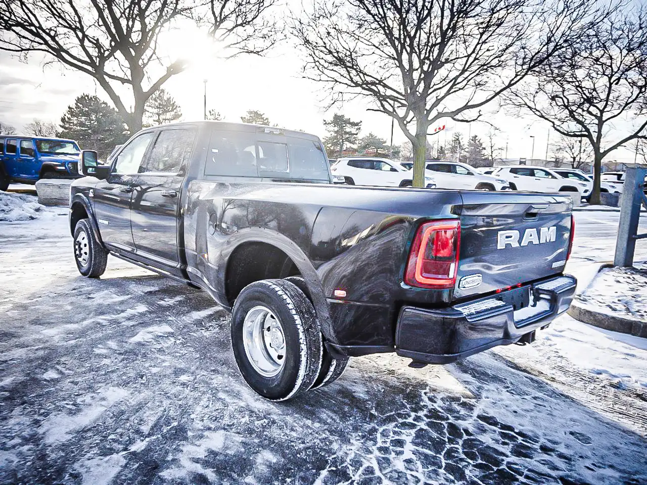 RAM 3500 снимка RAM 3500
